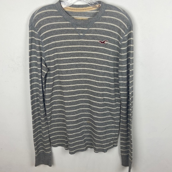 Hollister Long Sleeve - Picture 1 of 5